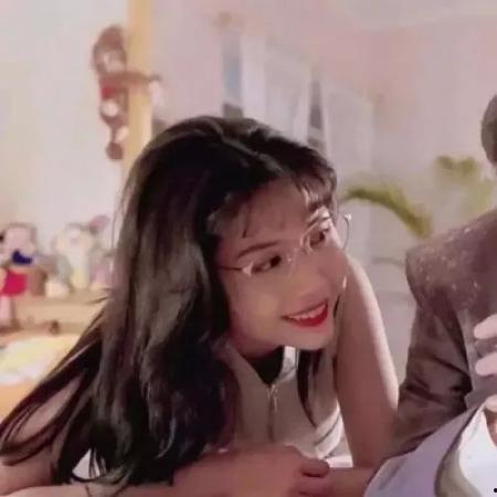 港风情侣爆料视频下载,甜蜜瞬间，甜蜜回忆  第2张